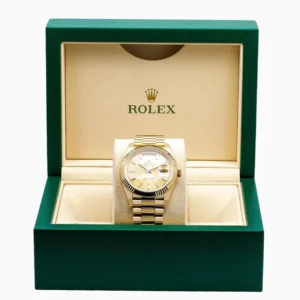 Rolex DAY-DATE 40 M228238 - Image 5