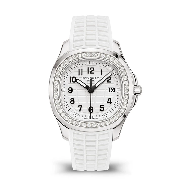 5267200A-Patek Philippe AQUANAUT